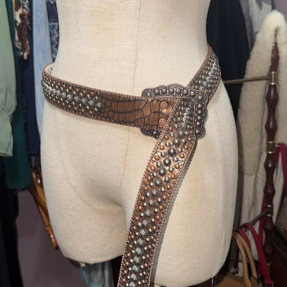 Brown Studded Western Leather Belt - Picture 4 of 4